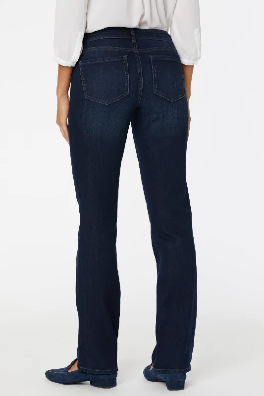 Marilyn Straight Jeans - Burbank Wash