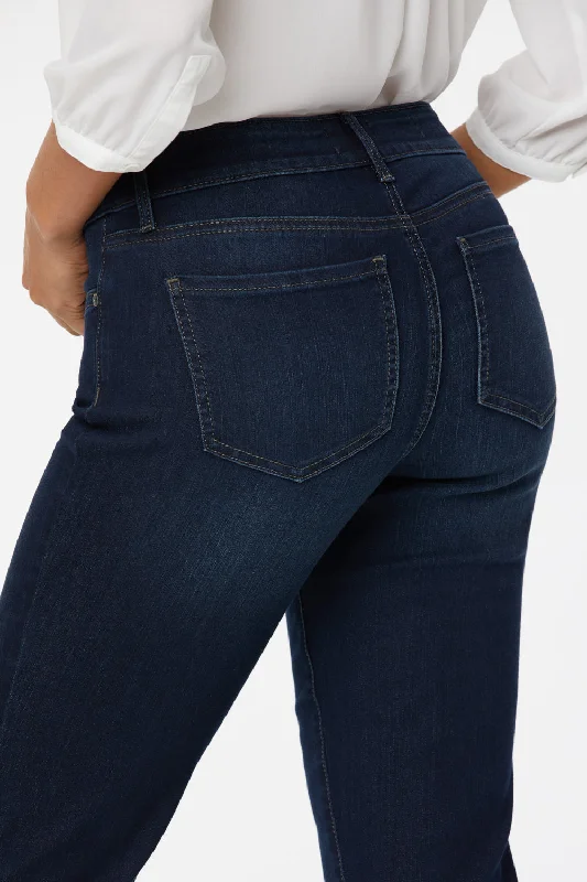 Marilyn Straight Jeans - Burbank Wash