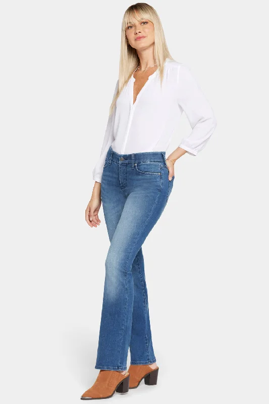 Waist-Match™ Marilyn Straight Jeans - Caliente