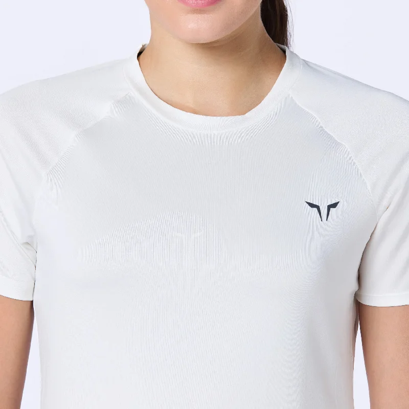 Weightless Tee - Pearl White