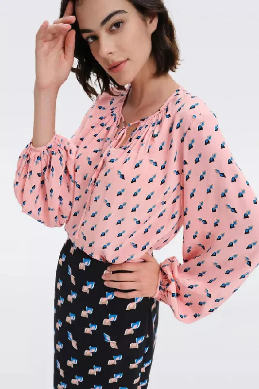 Freddie Blouse in Twisted Geo Soft Pink