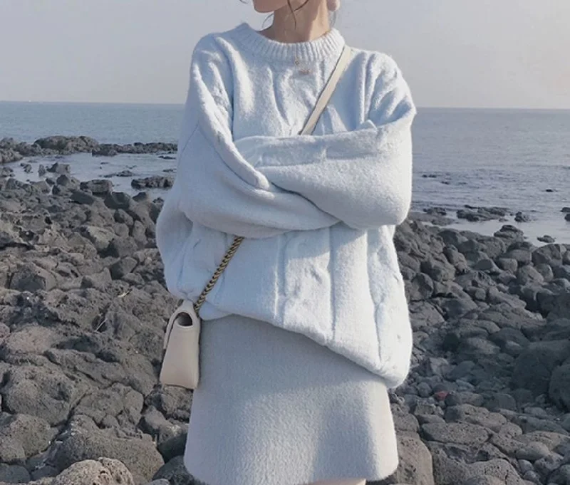 Soft Milk Blue Japanese Thickened Sweater Women's 2022 Autumn And Winter New Lazy Wind Loose Outer Wear Pullover